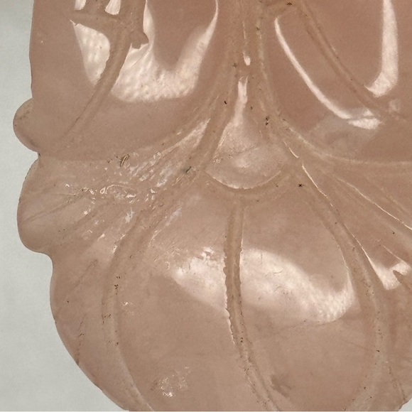 Vintage Hand Knotted Rose Quartz Necklace With Large Carved Peach Pendant - Picture 9 of 11